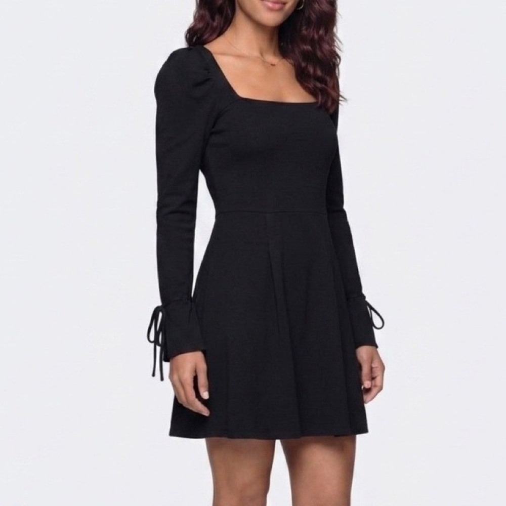 NWT Mi Ami Francesca's Mini Dress Women Medium Black Square Neck Tie Cuff Chic